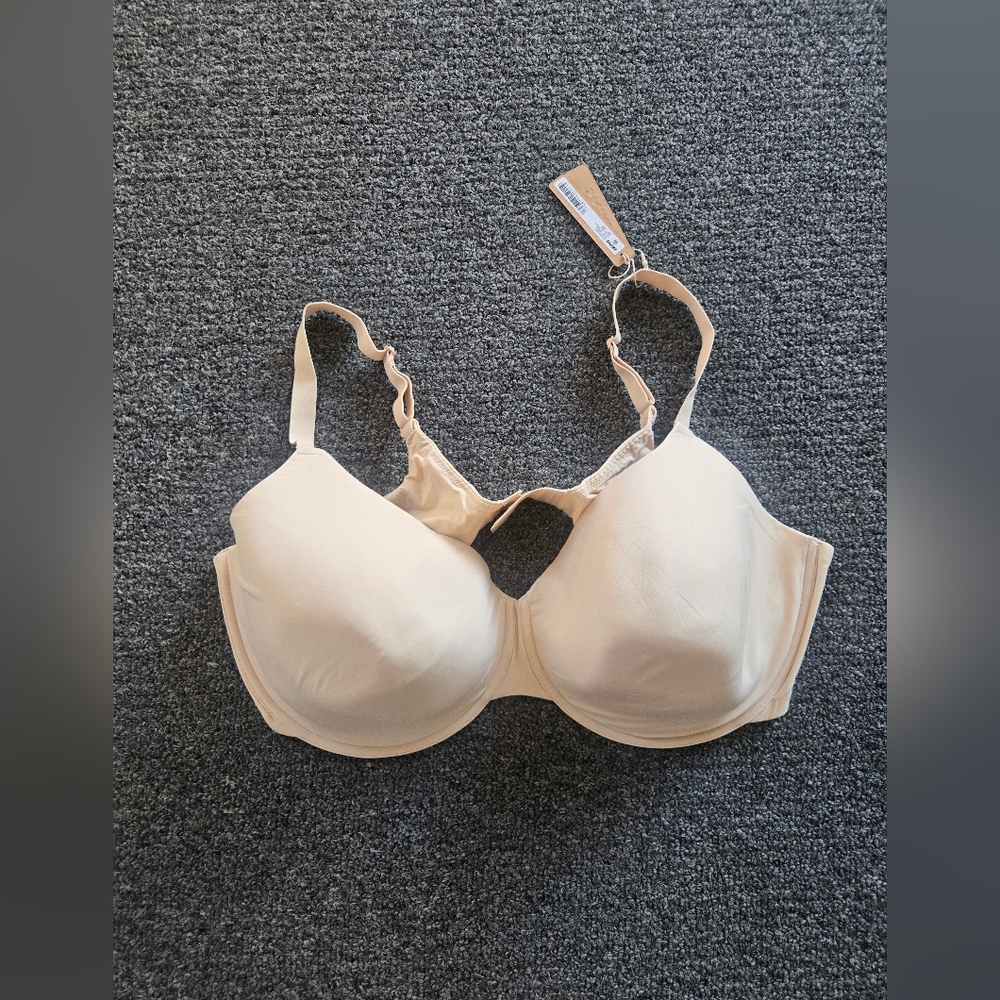 SKIMS FITS EVERYBODY TSHORT DEMI BRA 46DD